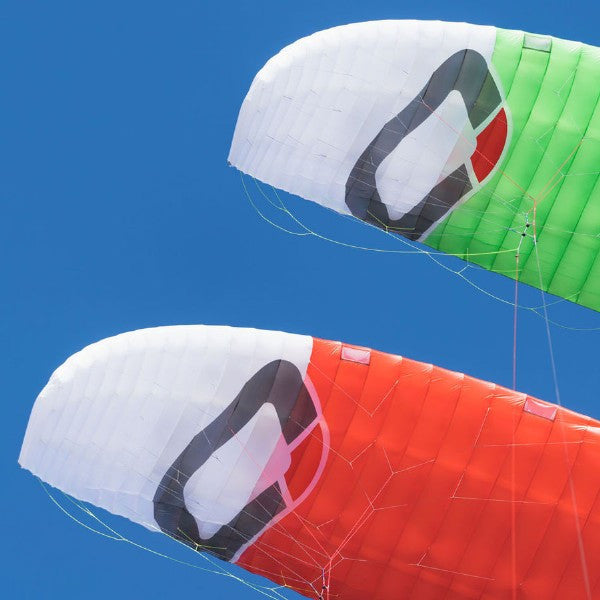 Ozone Chrono V4 Foil Kite green and red