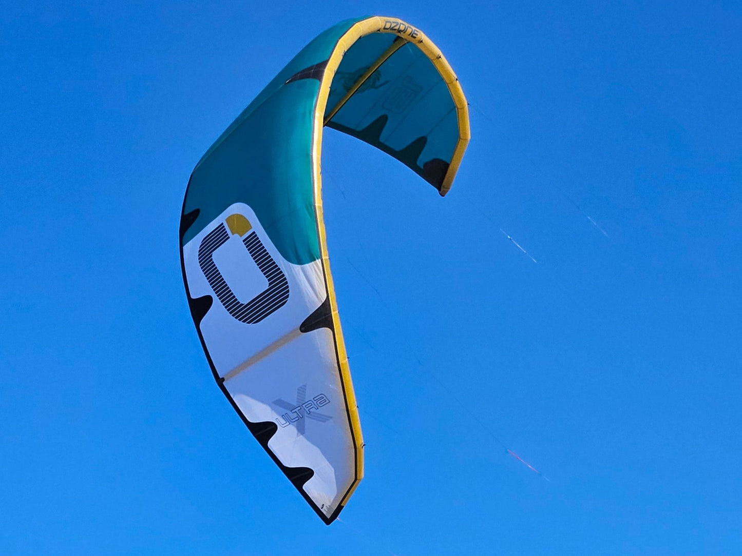 Ozone  Vortex Aluula Kite Emerald Green Special Order Color