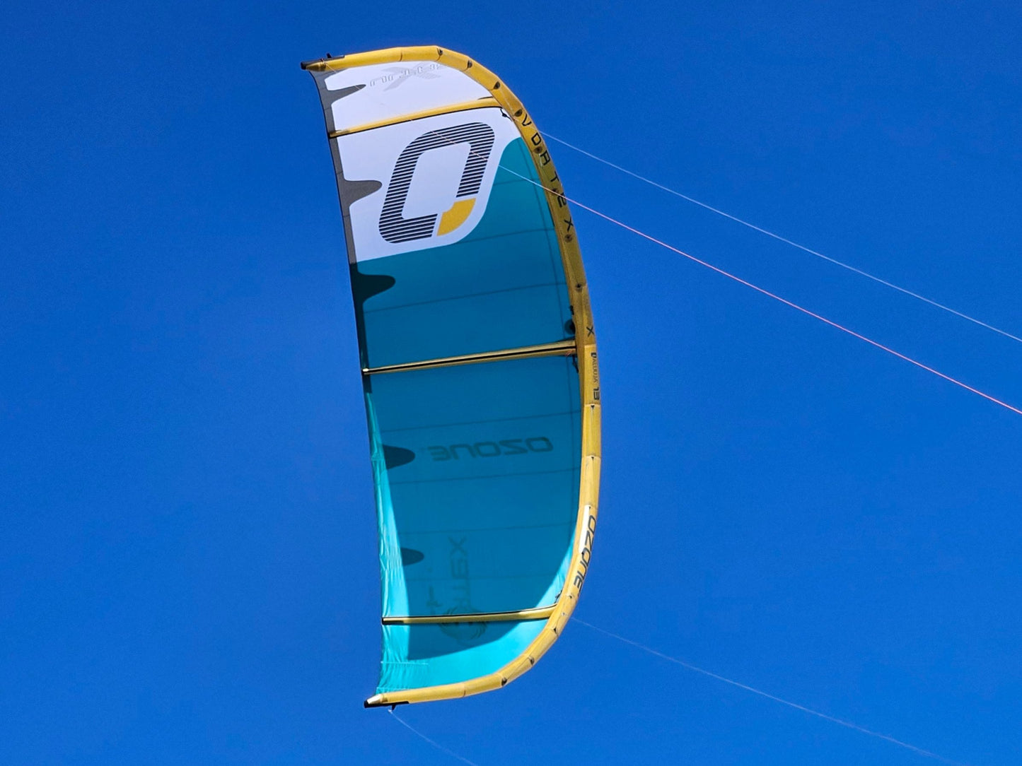 Ozone  Vortex Aluula Kite