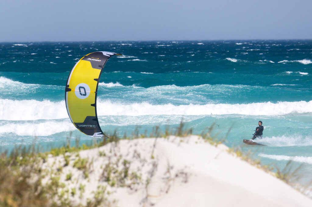 Ozone  Vortex V2 Aluula Kite