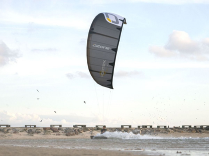 Ozone  Vortex Aluula Kite