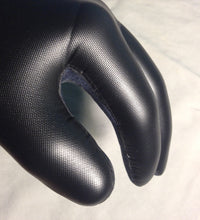 3mm Hotline surf and kiteboarding glove
